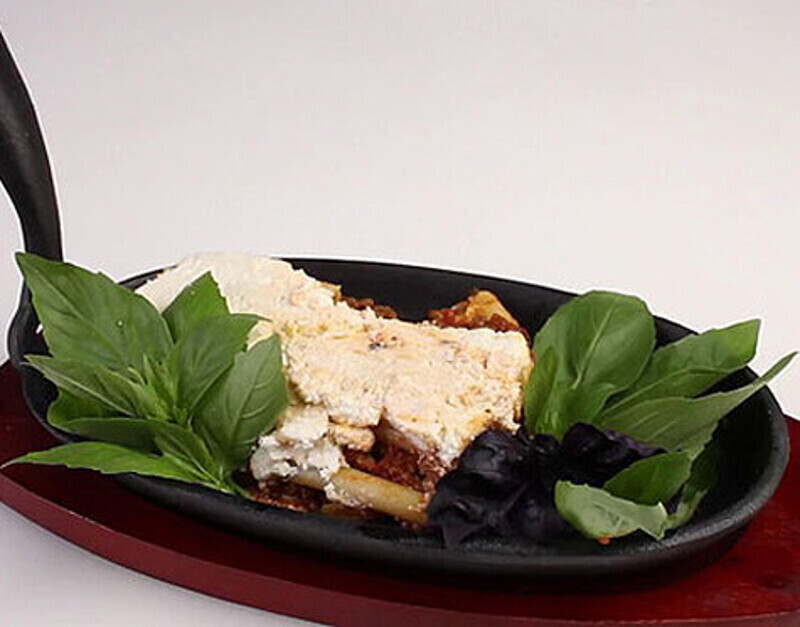 Запеканка "Пастичча ди лазанья". Фото: материалы пресс-служб.