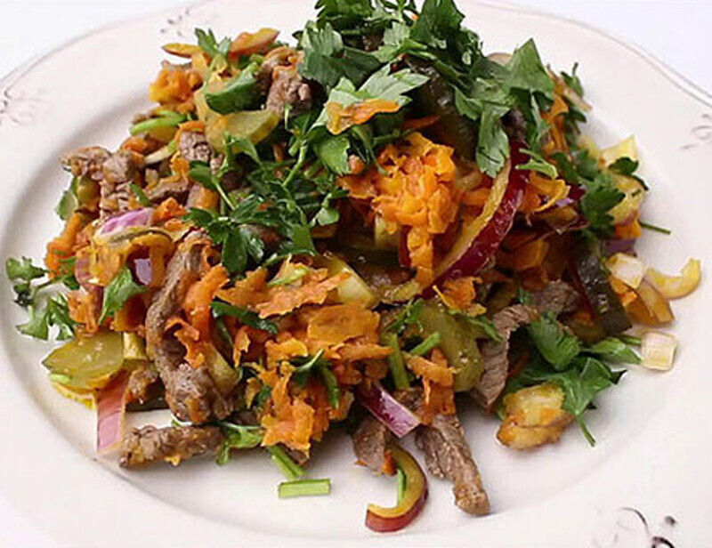 Салат «Кутузов». Фото: материалы пресс-служб.