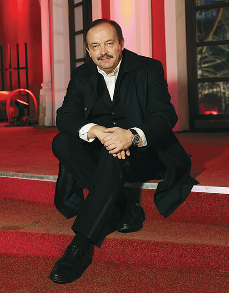 Будучи членом интеллектуального клуба «Что? Где? Когда?» с 1986 года, Андрей Козлов не делает из любимой телевизионной игры культа, но признает, что, если бы не она, он многое в жизни понял бы неправильно. Фото: Геннадий Авраменко.