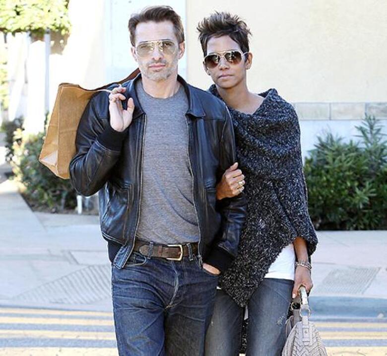 Холли Берри и Оливье Мартинес. Фото: Rex Features/Fotodom.ru.