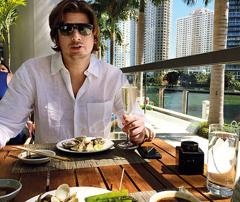 Поначалу Олегу было сложно установить контакт с детьми Оксаны, но постепенно все наладилось. Фото: личный архив Оксаны Робски.