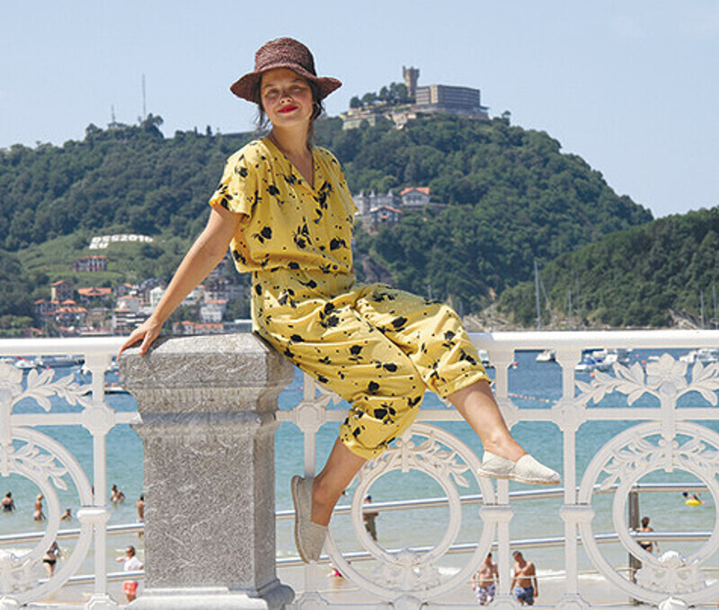 За два месяца 2014 года Наталия успела съездить в Израиль, Индию и Америку. 
Актриса обожает путешествовать, но нередко попадает во всевозможные передряги. Фото: материалы пресс-служб.