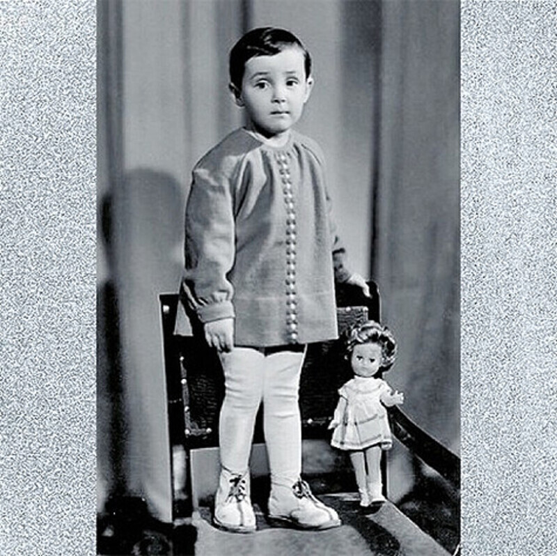 Лолита Милявская в детстве. Фото: Instagram.com.