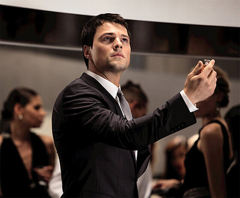 Даниил Козловский в рекламе Coco Mademoiselle от Chanel. Фото: материалы пресс-служб.