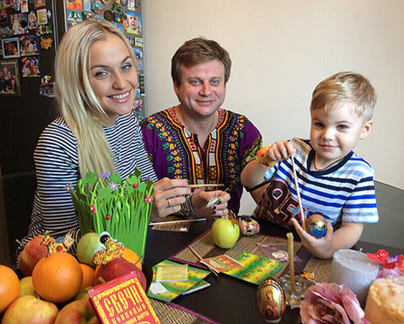 Анна Городжая с мужем и сыном. Фото: личный архив.