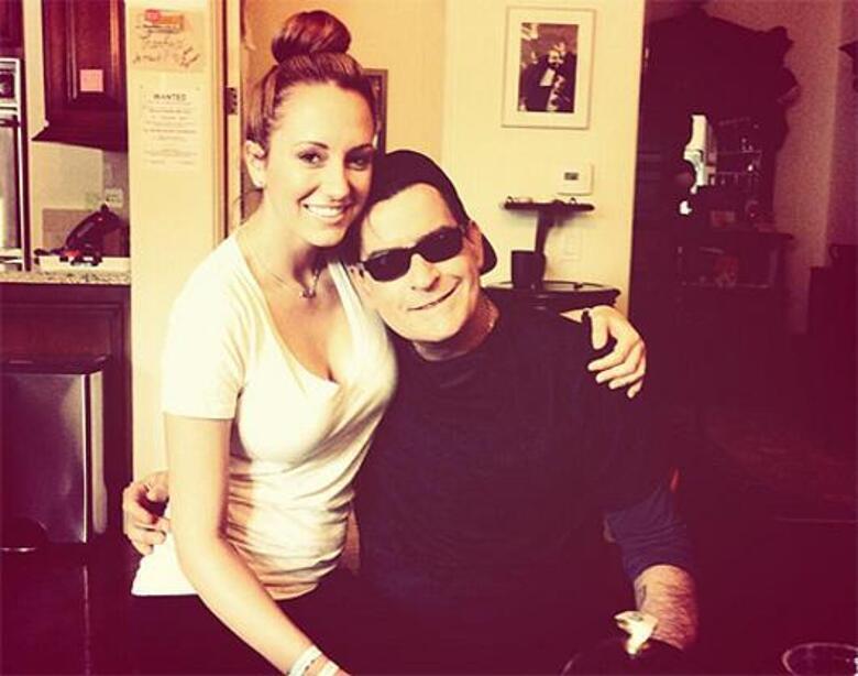 Чарли Шин и Бретт Росси. Фото: Twitter.com.