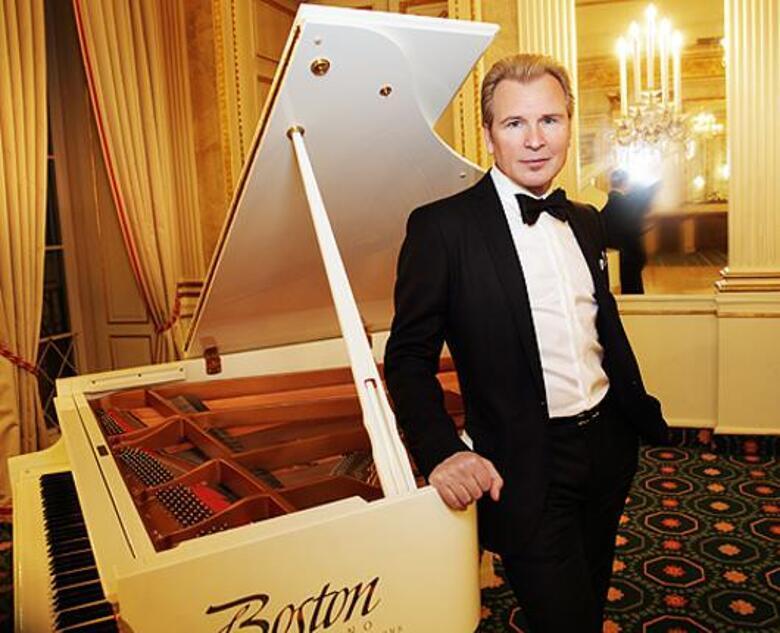 Александр Малинин.