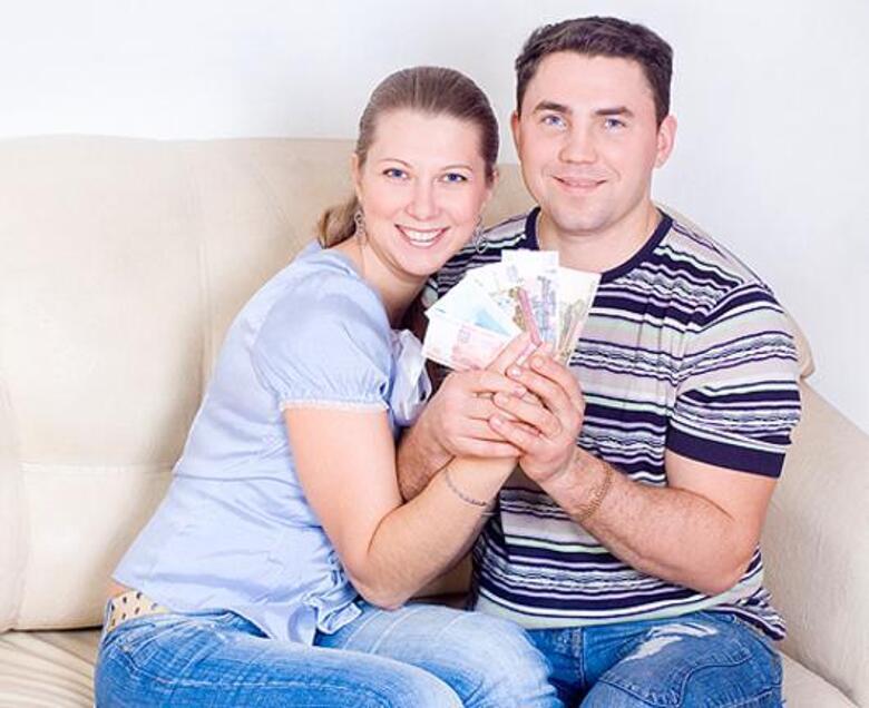Ссоры из-за денег случаются во многих семьях. Фото: lori.ru.