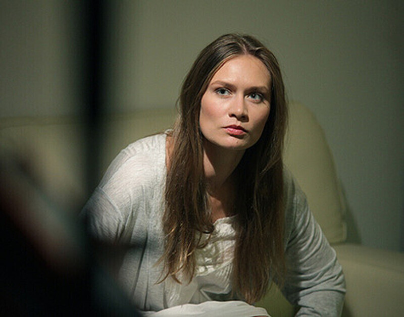 Героиня Марии Машковой в сериале «Идеальный брак» к своим 36 годам успела добиться многого. Не хватает ей лишь семьи. Фото: материалы пресс-служб.