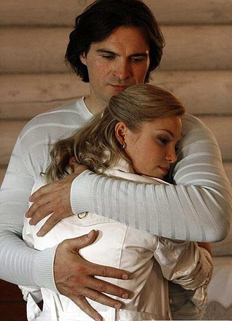 Александр Дьяченко, сыгравший роль Урмаса, считает, что «Брак по завещанию» — это российский ответ западной «Никите». Кадр из сериала.