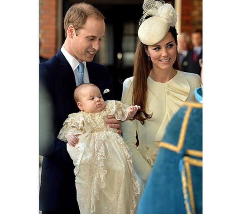 Принц Уильям, принц Джордж и герцогиня Кэмбриджская Кэтрин. Фото: Rex Features/Fotodom.ru. 