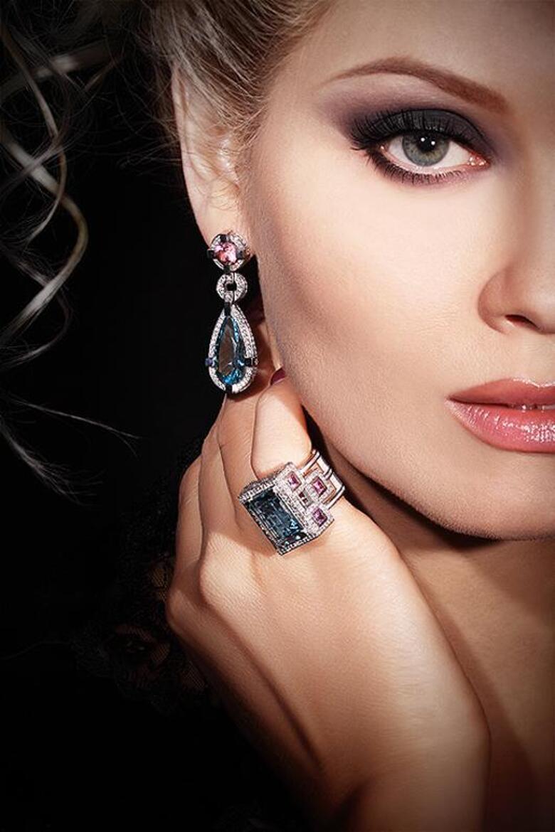 Лена Ленина.