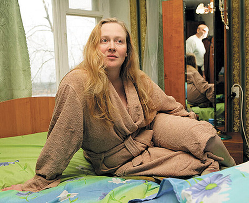 Фильм «Овсянки», где Юлия сыграла одну из главных ролей, стал настоящей сенсацией и получил в 2010 году награды на Венецианском кинофестивале и «Кинотавре».