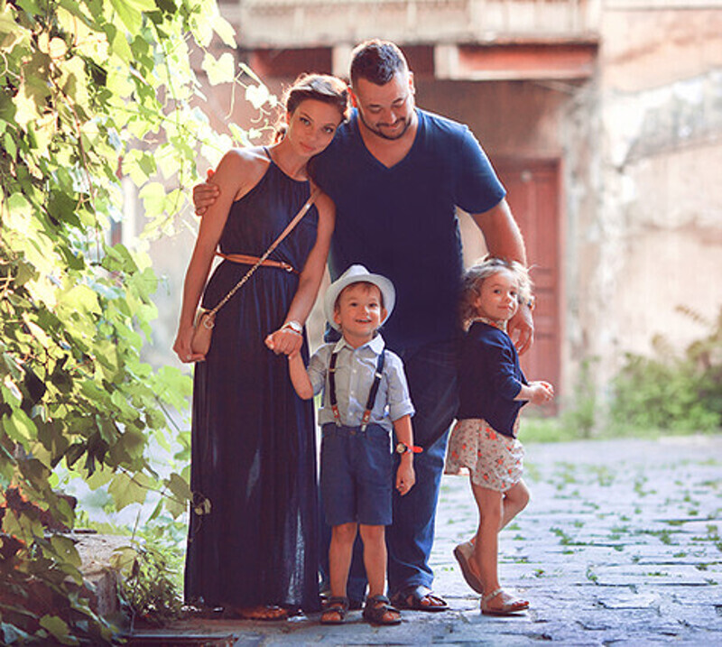 «Я не из тех мужей, которые пришли и давай требовать: «Где мои тапки? Накройте мне! Почему горячее — холодное?» Бред». Фото: Ирина Ремпель.