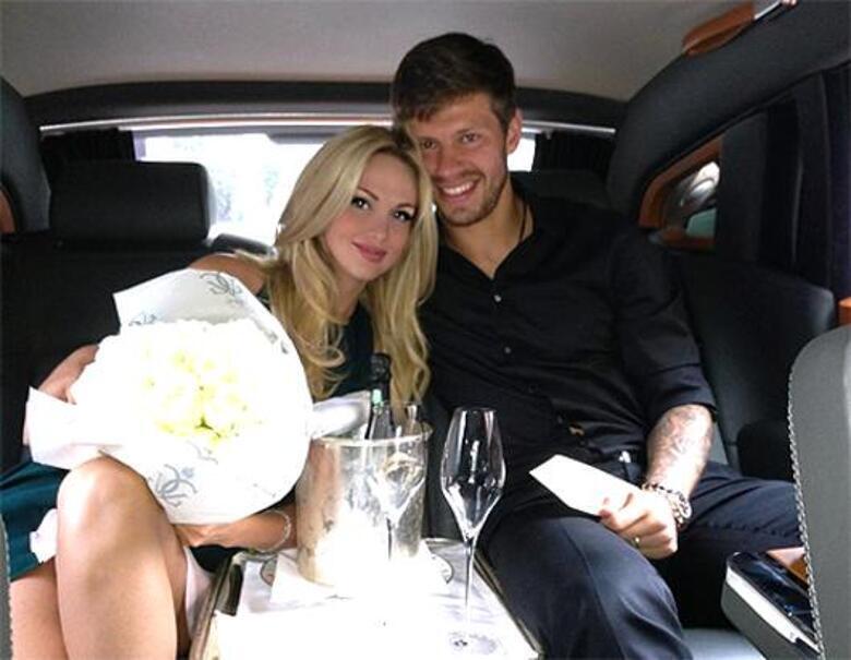 Виктория Лопырева и Федор Смолов. Фото: Facebook.com.