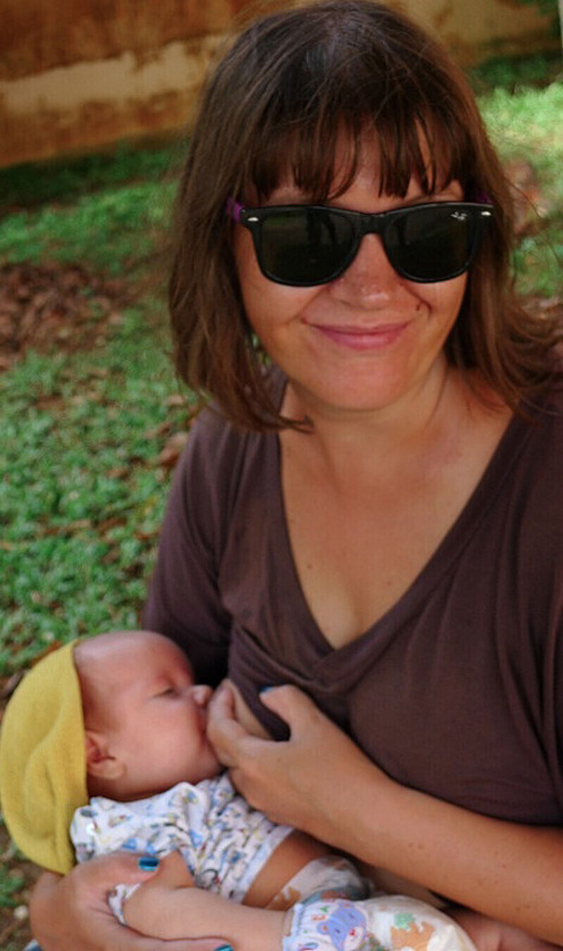 Если с мамой и ребенком все в порядке, то выписывают из тайского госпиталя через двое суток.