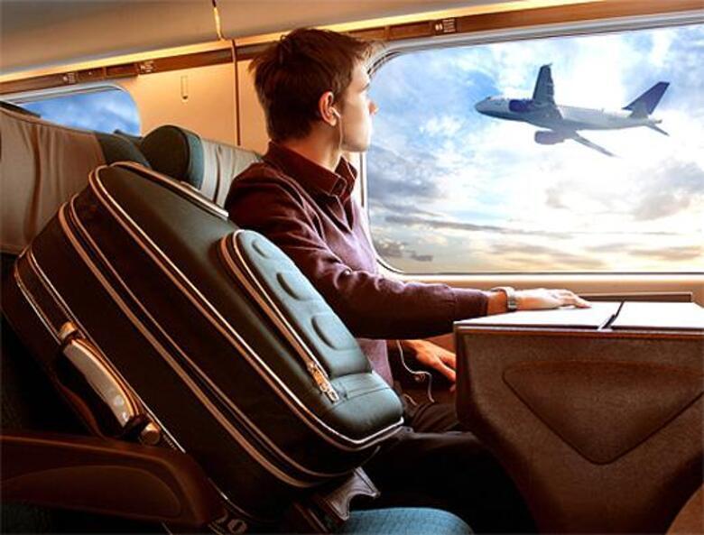 Багаж может многое рассказать о его хозяйке. Фото: gazeta.a42.ru.