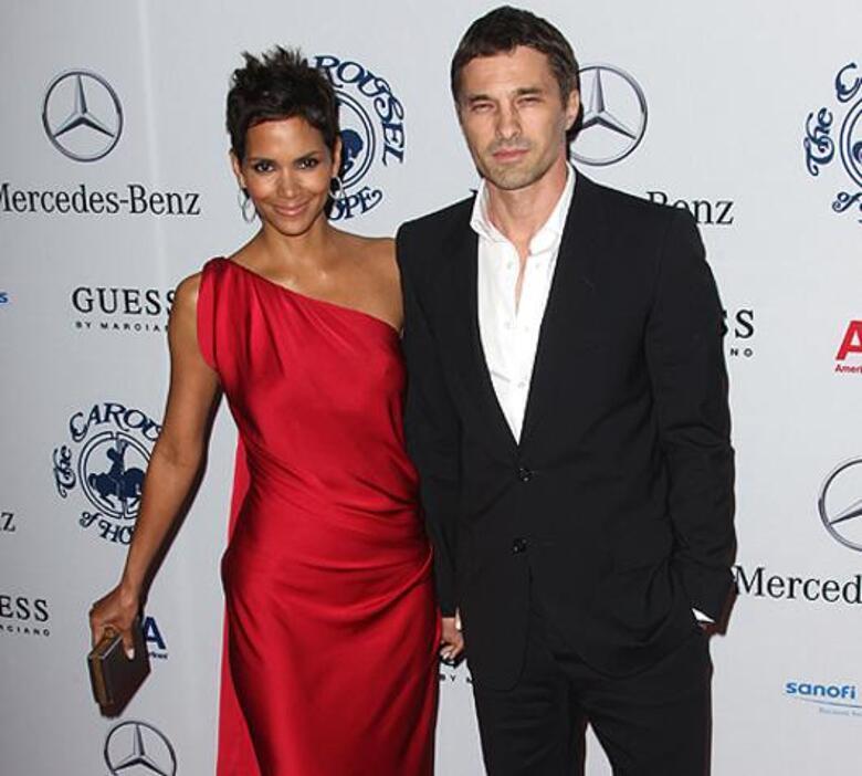 Холли Берри и Оливье Мартинес. Фото: Rex Features/Fotodom.ru.