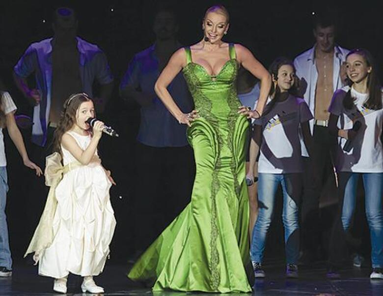 Анастасия Волочкова с дочерью Ариадной.