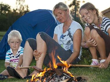 Нужно ли отправлять ребенка в детский лагерь? Фото: Fotolia/PhotoXPress.ru.