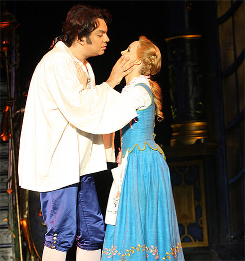 С Филиппом Киркоровым. Мюзикл "Красавица и чудовище". Фото: Лилия Шарловская.