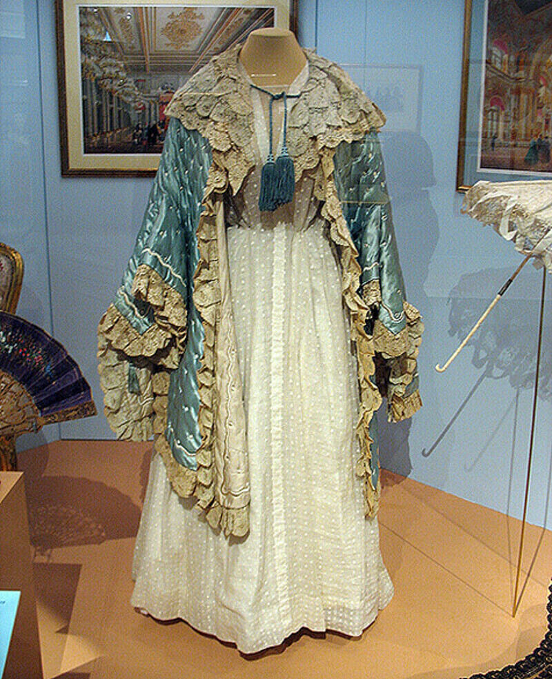 Платье-неглиже Марии Александровны. Фото: Александр Добровольский.