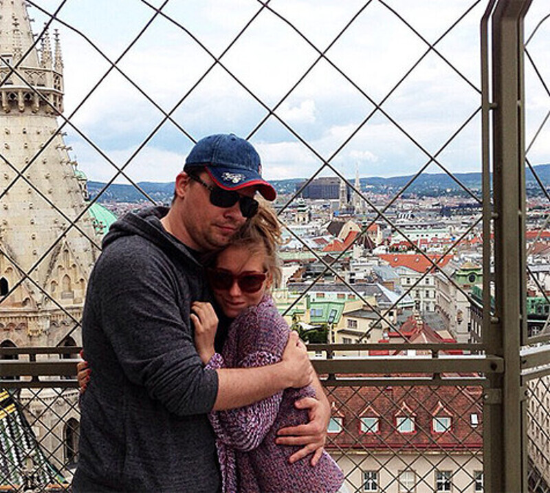 Кристина Асмус и Гарик Харламов в Европе. Фото: Instagram.com.