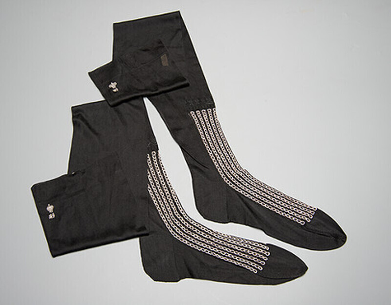 Чулки Марии Федоровны. Фото: архив ГАРФ.