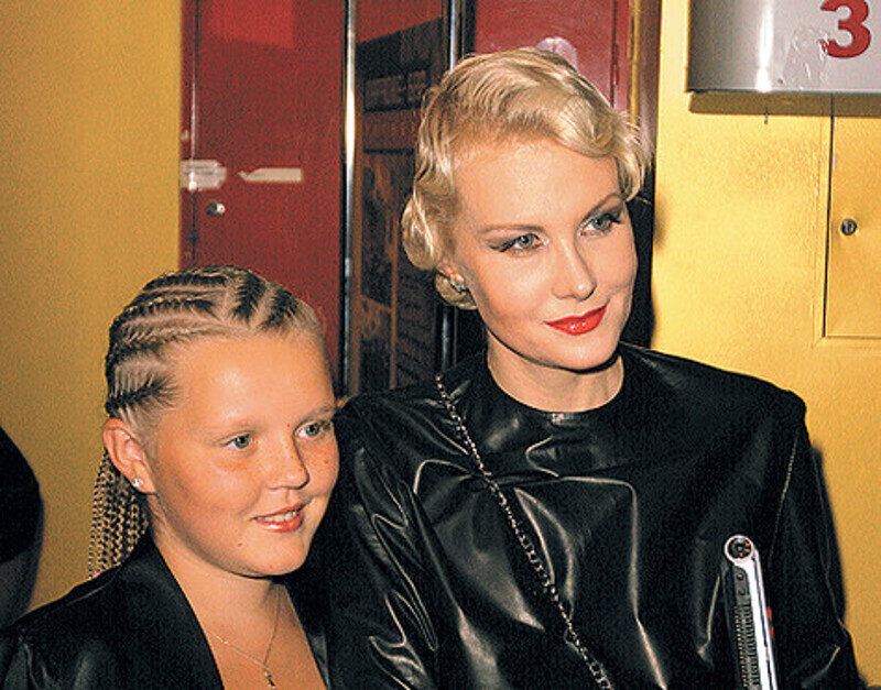 Рената Литвинова с дочерью Ульяной. Фото: Геннадий Авраменко.