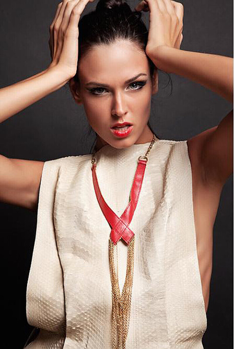 После конкурса красоты Ирина Антоненко начала карьеру актрисы. Фото: материалы пресс-служб.