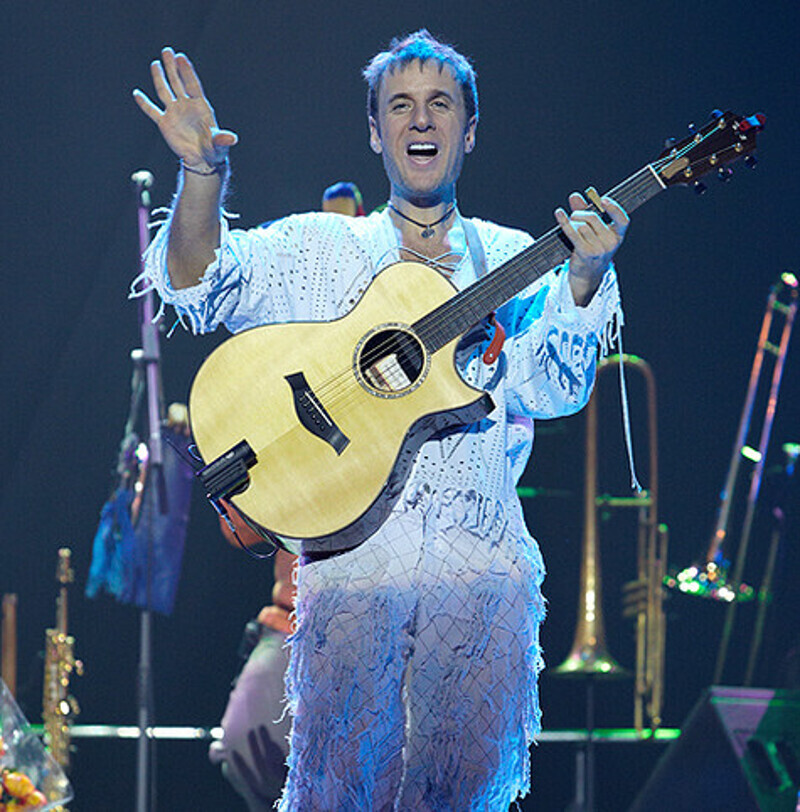 "Самый главный действующий инструмент — это, конечно, гитара". Фото: материалы пресс-служб.