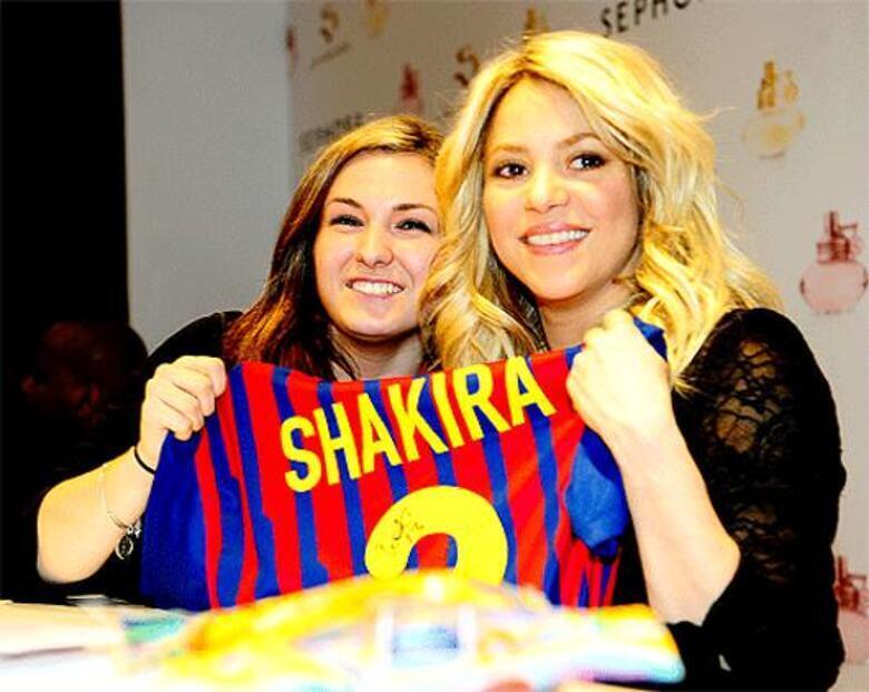 Шакира. Фото: shakira.com.