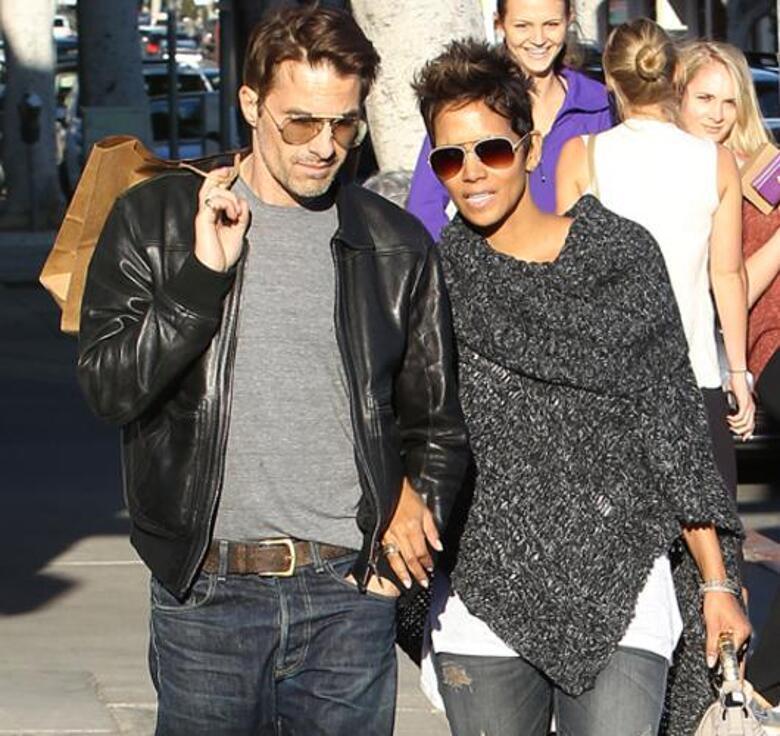 Холли Берри и Оливье Мартинез. Фото: Rex Features/Fotodom.ru. 