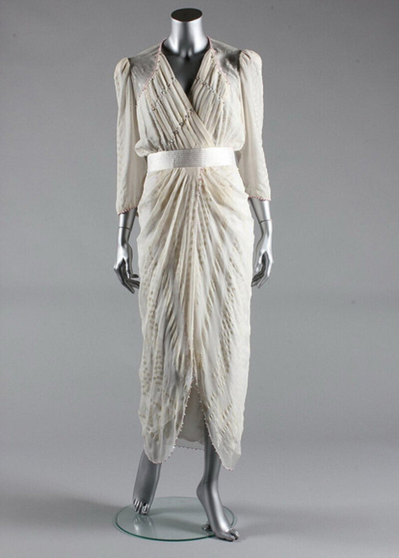 Платье принцессы Дианы. Фото: Rex Features/Fotodom.ru.