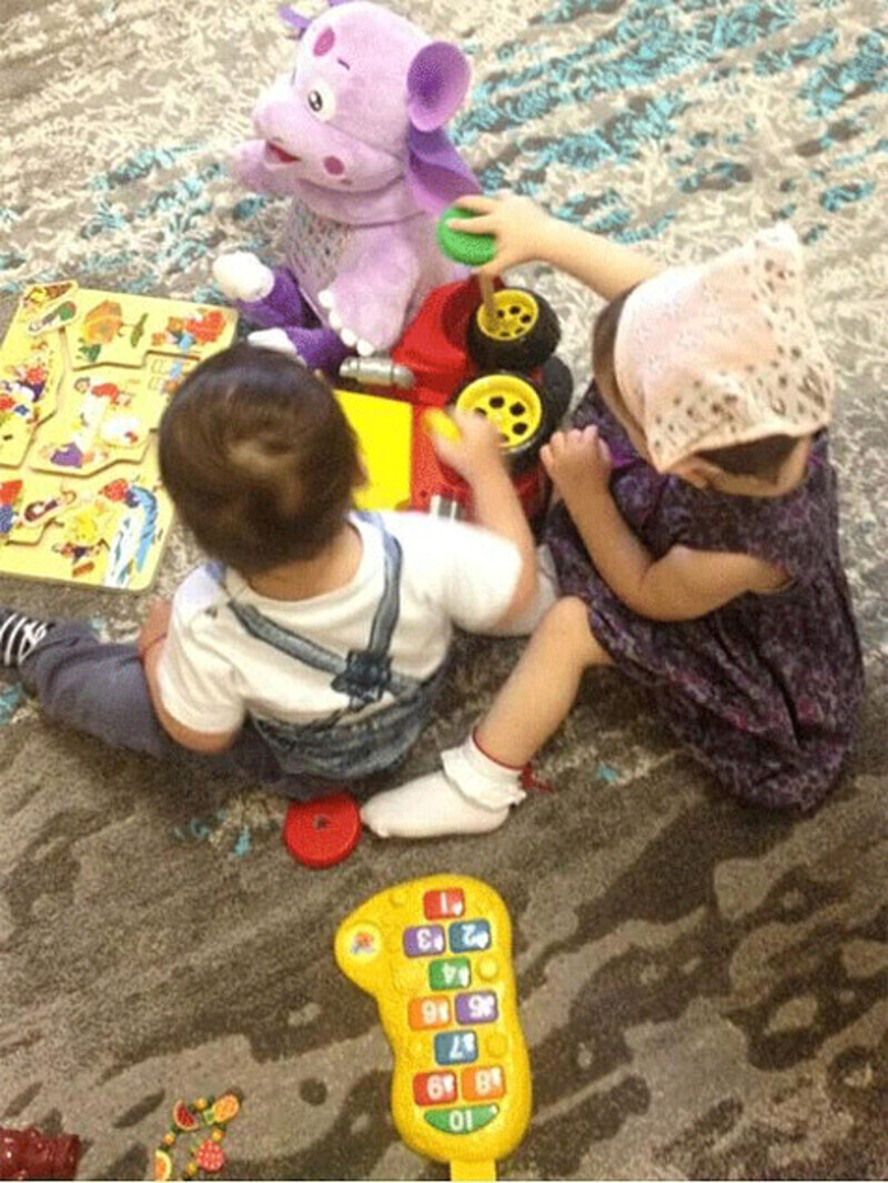 Алла-Виктория и Мартин-Кристин. Фото: Twitter.com.