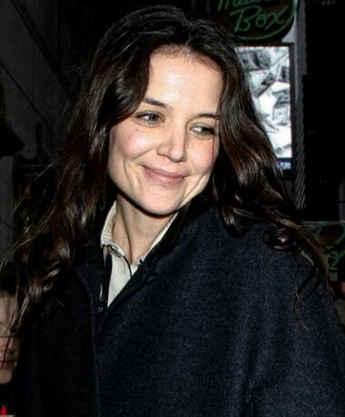 Кэти Холмс. Фото: Facebook.com.