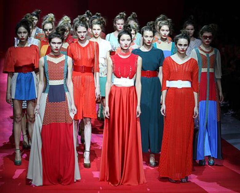 Показ Alena Akhmadullina.