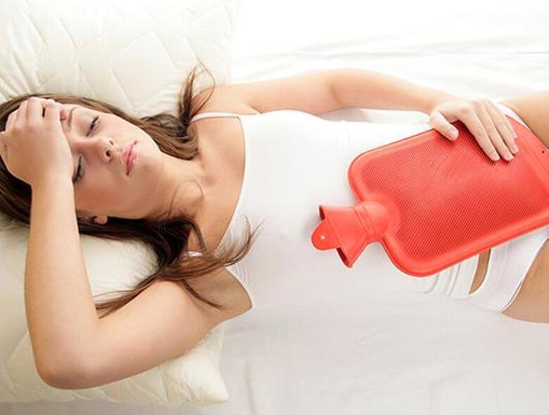 Облегчить боль во время месячных помогут витамины. Фото: Fotolia/PhotoXPress.ru.