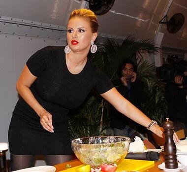 Анна Семенович.