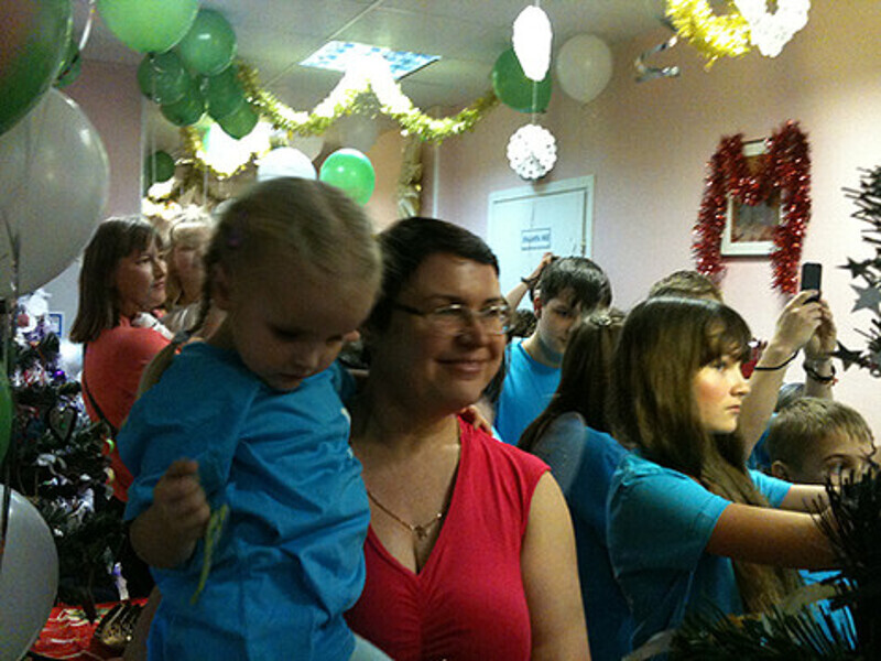 Дети с интересом наблюдали за выступлением звезд. Фото: Майя Гвилава.