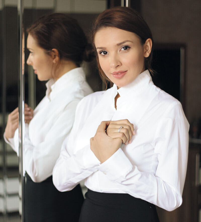 Ольга никогда не мечтала о свадьбе и не устраивает громких вечеринок на день рождения. Говорит, что все это — проявление типичной питерской стеснительности. Фото: Геннадий Авраменко.