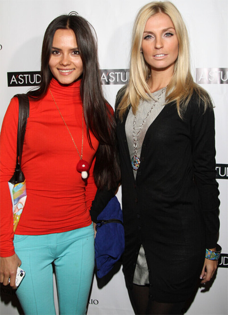 Саша Савельева и Катя Ли. Фото: Лилия Шарловская.