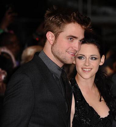 Роберт Паттинсон и Кристен Стюарт. Фото: Rex Features/Fotodom.ru.