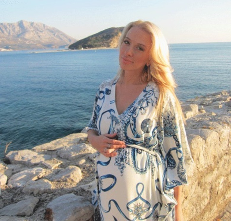 Роды Анны Дубовицкой в Америке отменили воры