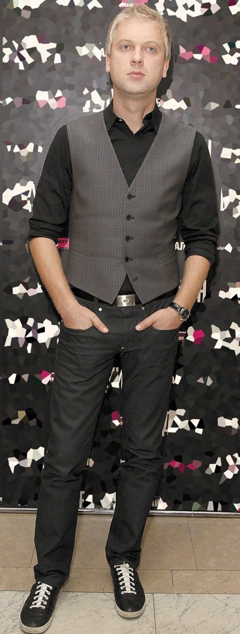 Смена имиджа пошла Сергею Светлакову на пользу