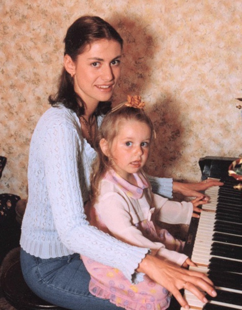 Анна Ковальчук скрывала сына два года