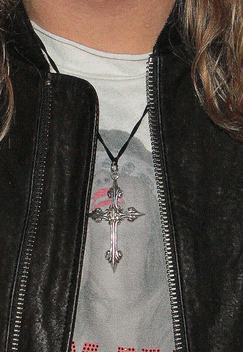 Крест от Royal Order. Фото: Лилия Шарловская.