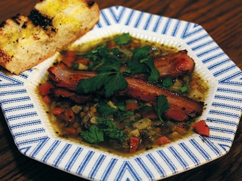 Суп из чечевицы с сельдереем