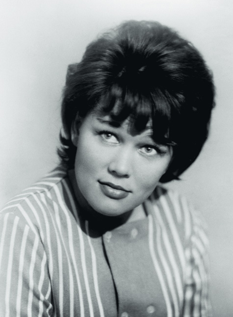 В роли счастливой женщины…