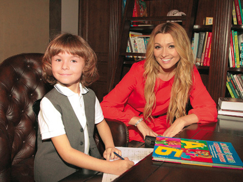 Анжелика Агурбаш: «В первый класс — в четвертый раз!»